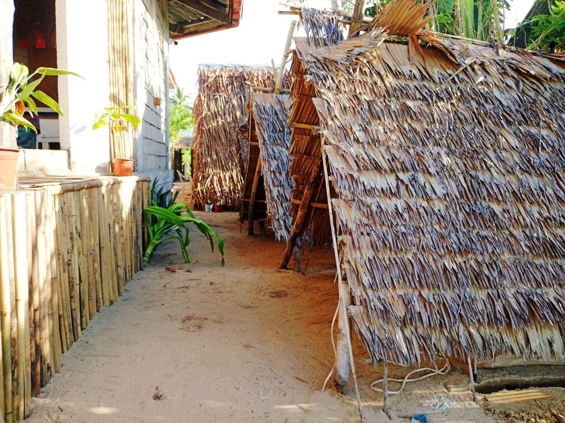 Appartamento Amwani Breeze El Nido Esterno foto